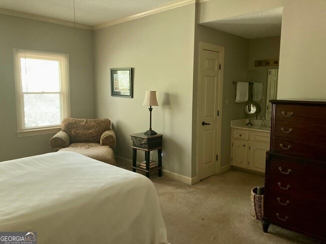 Building Photo - 110 Milledge Terrace