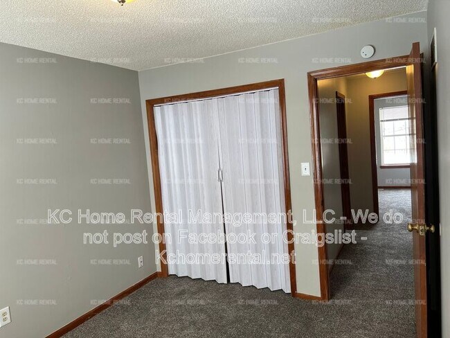 Building Photo - 8002 NW 79th Pl
