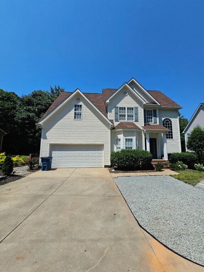 Primary Photo - 3007 Oakdale Rd