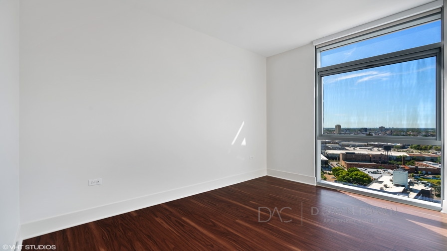 Building Photo - 1460 N Halsted St