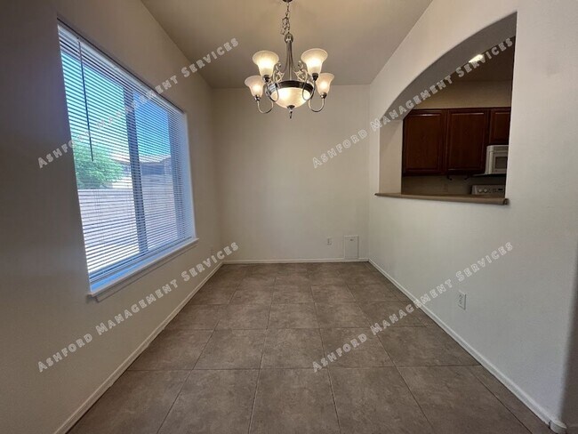 Building Photo - BEAUTIFUL 3 BEDROOM 2 BATHROOM HOME IN GLE...