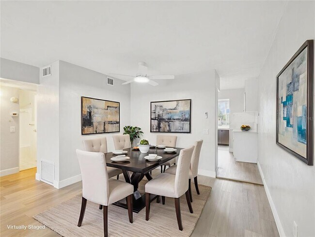 Building Photo - 2433 Brazilia Dr