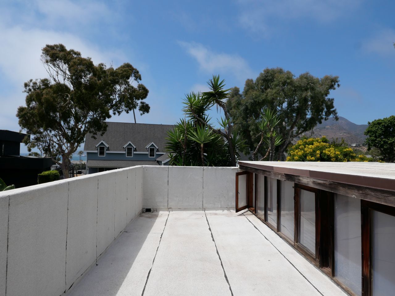Building Photo - 6456 Surfside Way