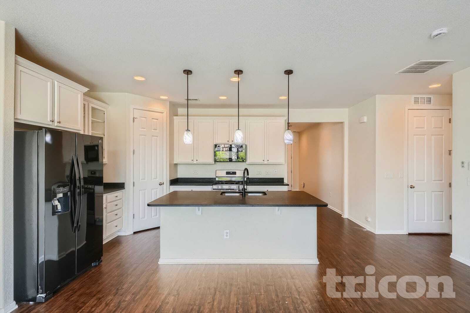 Building Photo - 4363 E 96th Way