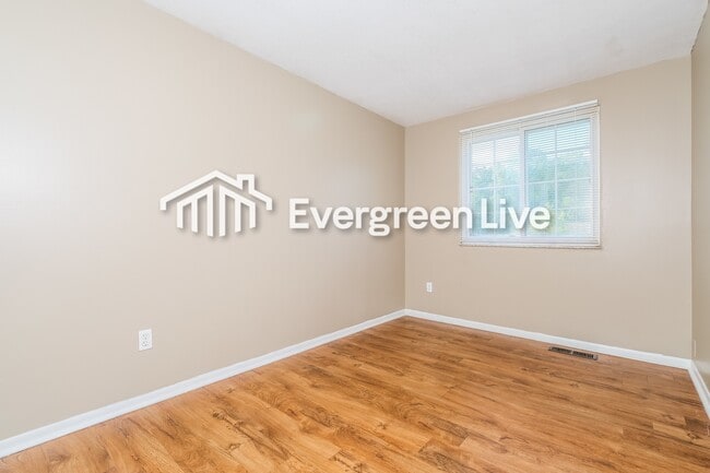 Building Photo - 2578 Bethesda Ave