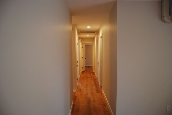 Building Photo - 3 Bed 2 Bath Ranch Style home in Beaverton...