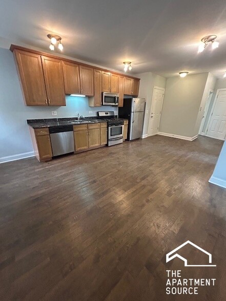 Building Photo - 4554 W George St