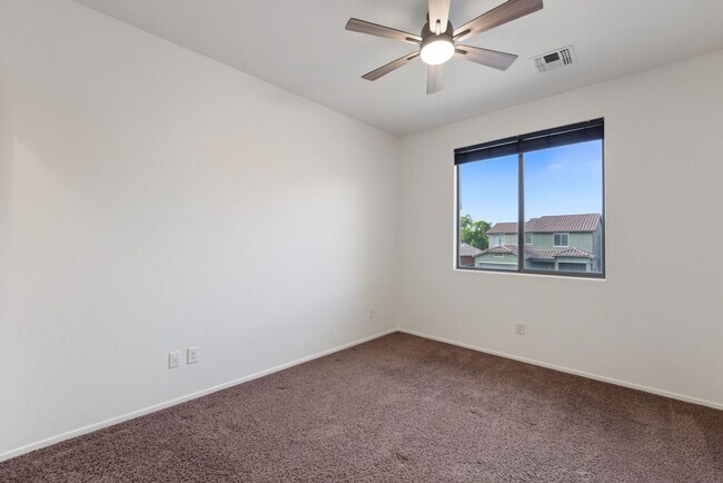 Building Photo - 11707 W Planada Ct
