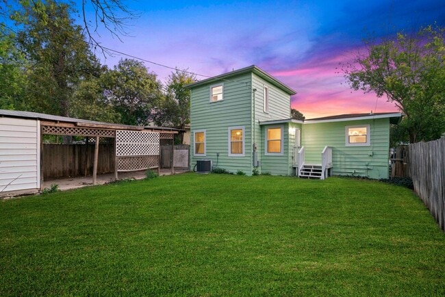 Building Photo - ***APPLICATION CURRENTLY UNDER REVIEW***Ch...