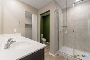 Building Photo - 609 Eaton Dr