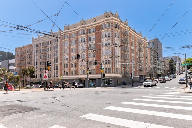 Building Photo - 1755 Van Ness