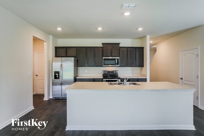 Building Photo - 8481 Cape Fox Dr