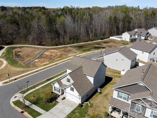 Building Photo - Earn Wealth While Leasing - Like a Homeowner - Lease to Own