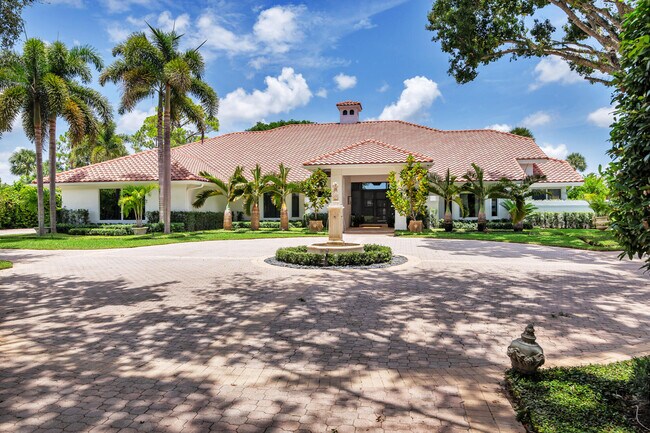 Building Photo - 1504 Breakers W Blvd