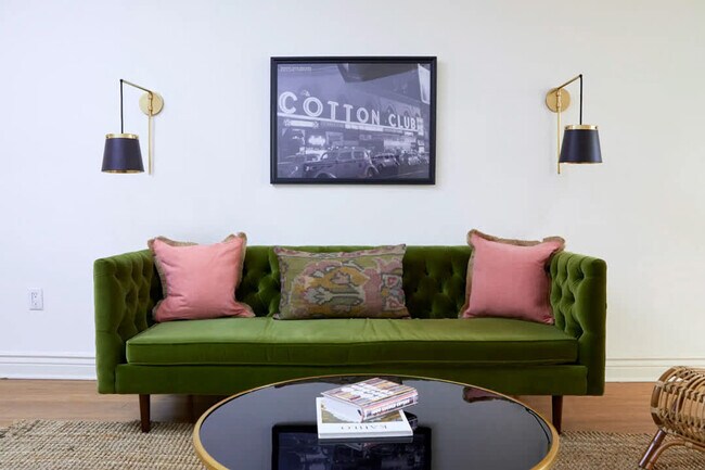 Primary Photo - 2317 N Rampart St