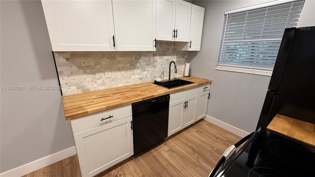 Building Photo - 1035 SW 30th St