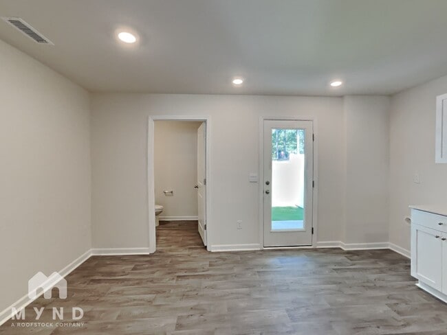 Building Photo - 8617 Brixton Shay Dr