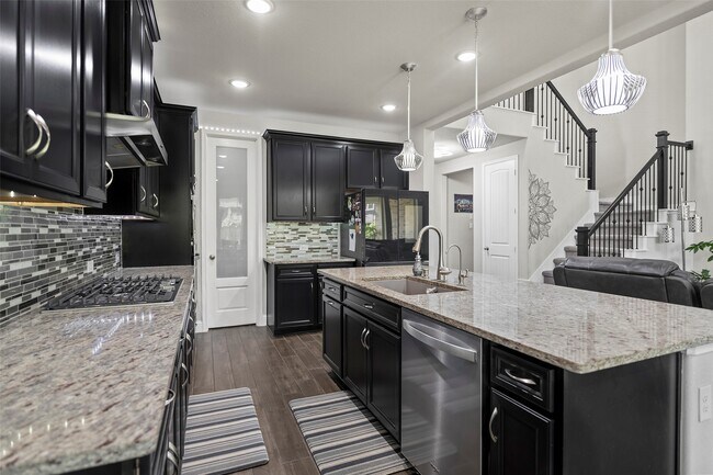 Building Photo - 18606 Rock Quarry Trl