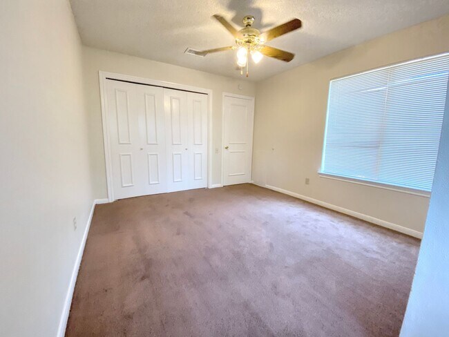 Building Photo - 14818 Chetland Pl Dr