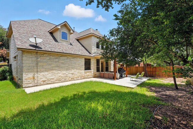Building Photo - 1802 Misty Ridge