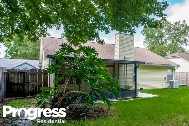 Building Photo - 471 Moby Dick Dr N