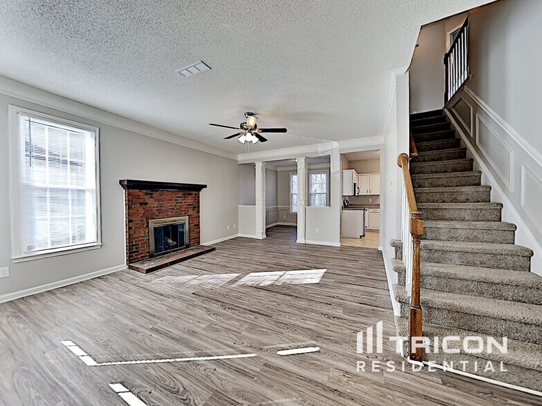 Building Photo - 7504 Axis Ct