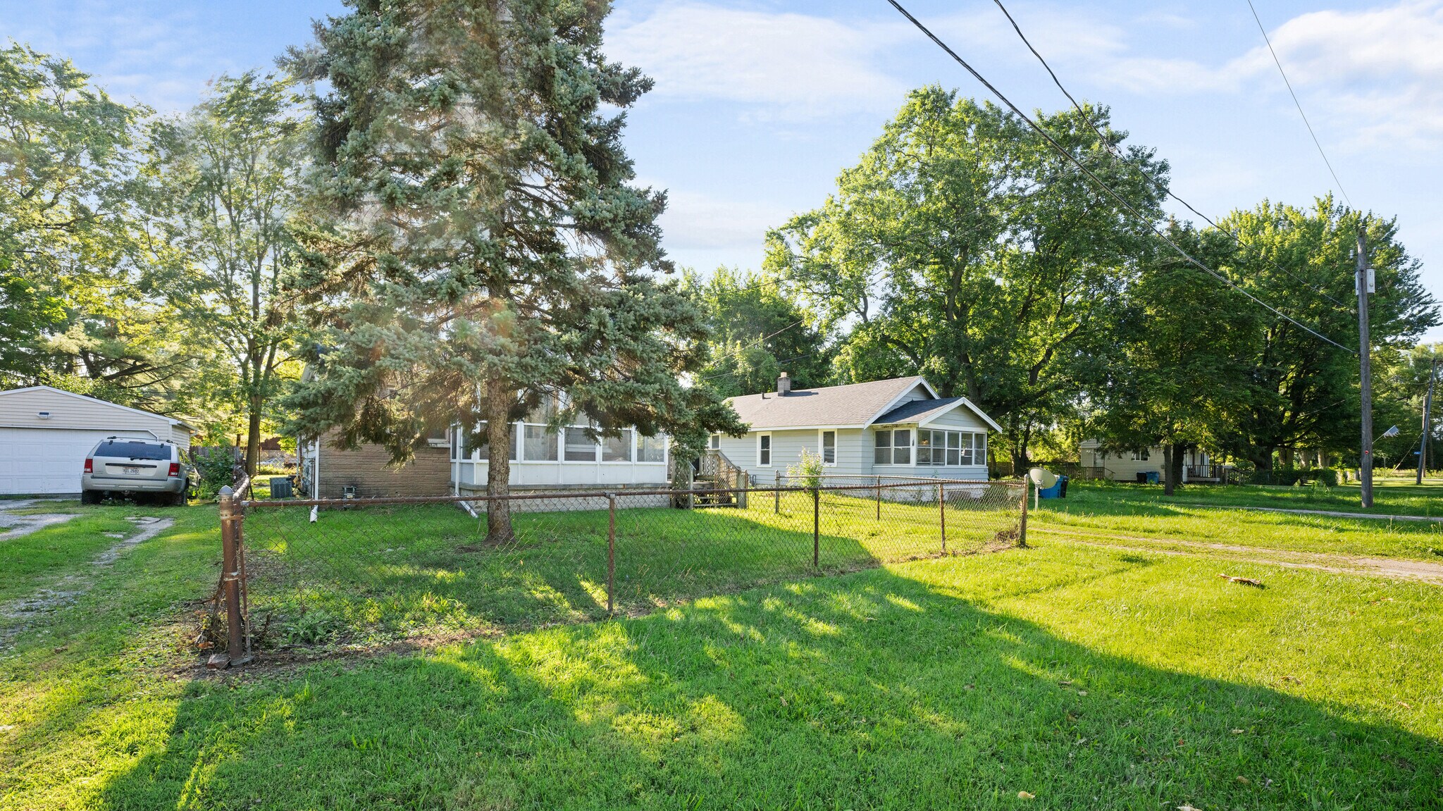 Front yard - 1001 Patchen Rd