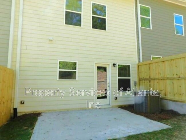 Building Photo - 204 Lower Bethany Rd