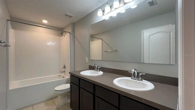 Building Photo - 4805 Coral Castle Dr.