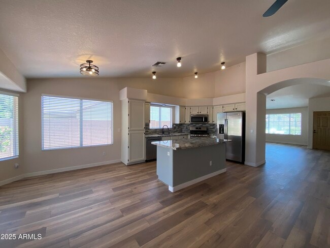 Building Photo - 20826 N 110th Dr