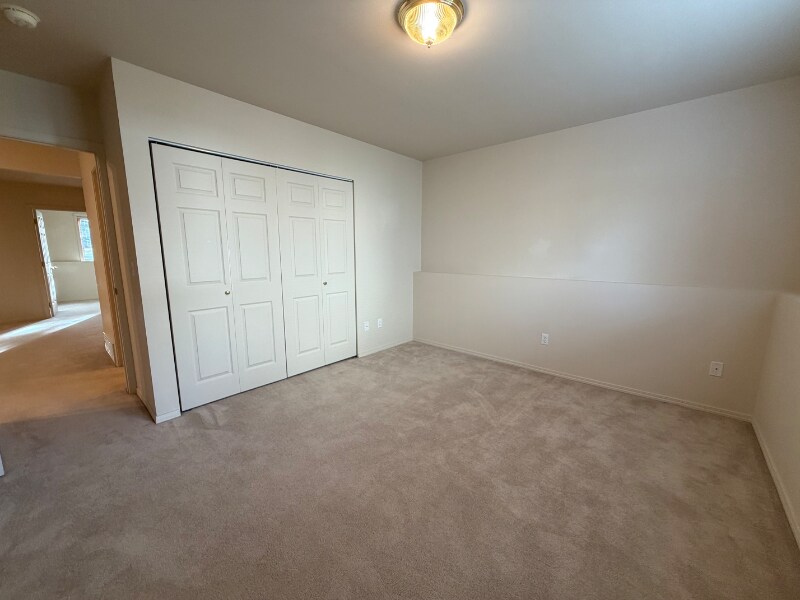 Building Photo - 289 Cape Cod Dr
