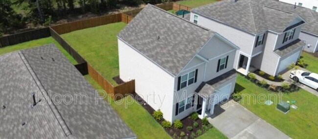 Building Photo - 411 Broad Elm Wy