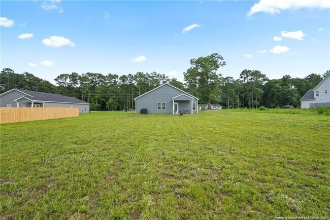 Building Photo - 601 Laurel Lake Rd