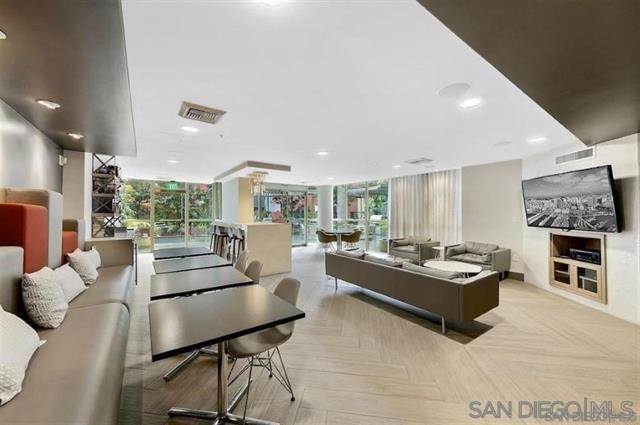 Building Photo - 1277 Kettner Blvd