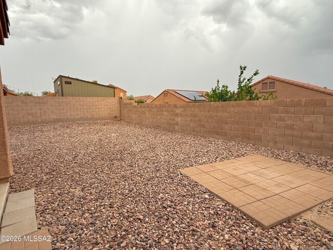 Building Photo - 4689 W Cepa Ln