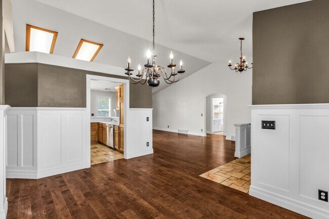 Building Photo - Charming Kaysville Home in Quiet Cul-de-Sac Near Trails