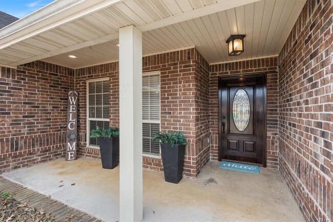 Building Photo - 101 Hoss St