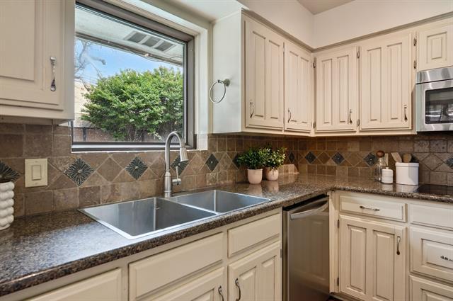 Building Photo - 3636 Rolling Meadows Dr