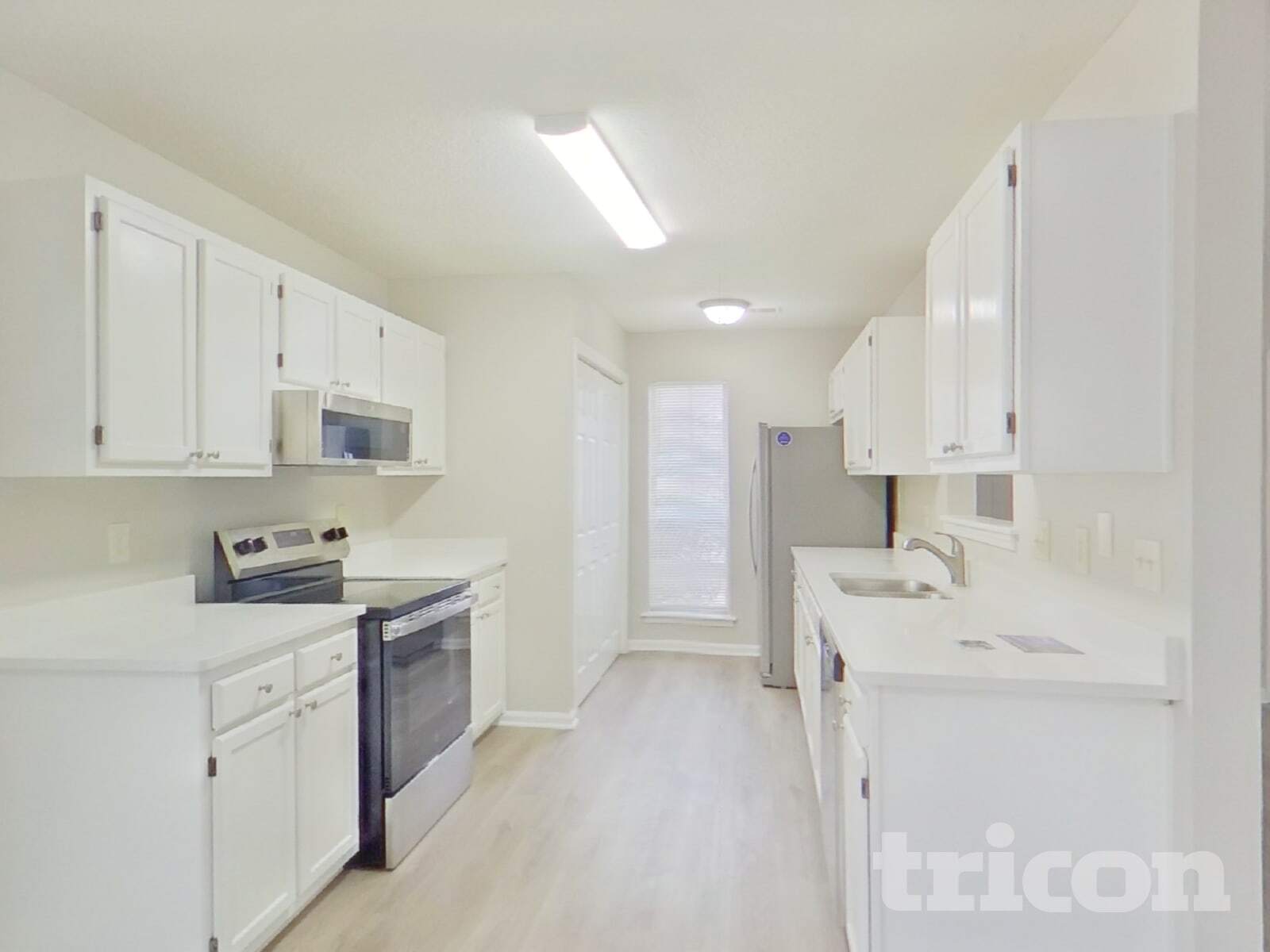 Building Photo - 121 Green Rose Rd