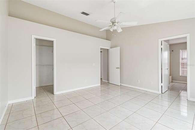Building Photo - 10105 Sea spray Pl