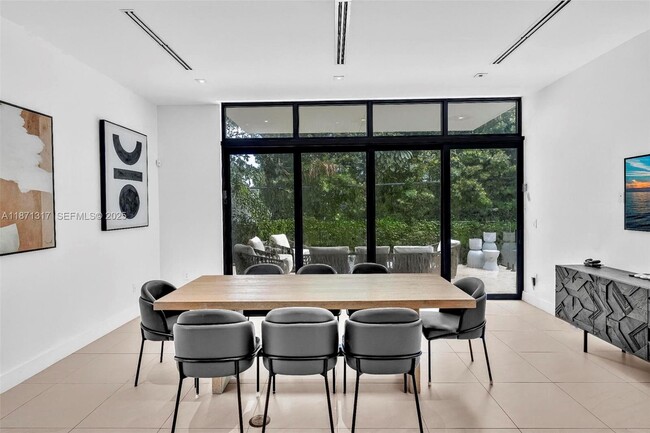 Building Photo - 1350 98th St