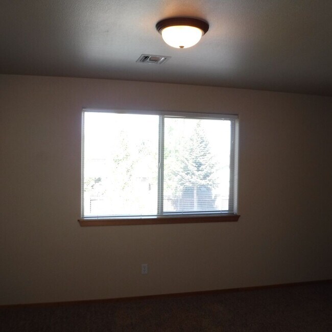 Building Photo - 61355 Sally Ln