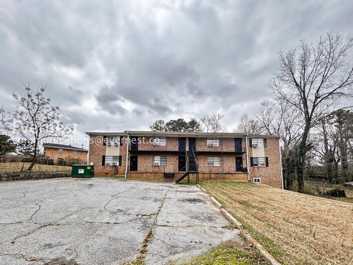 Building Photo - 4527 Glade Rd