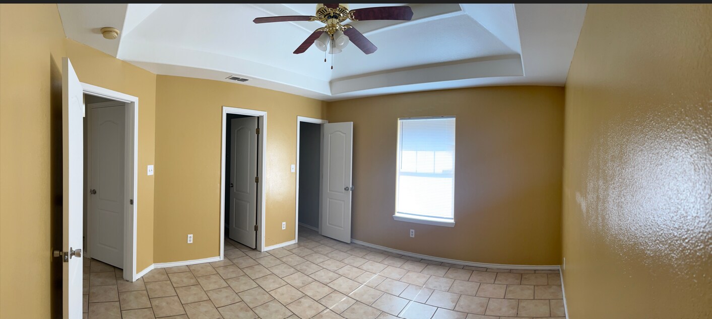 Building Photo - 1804 Agua Fina