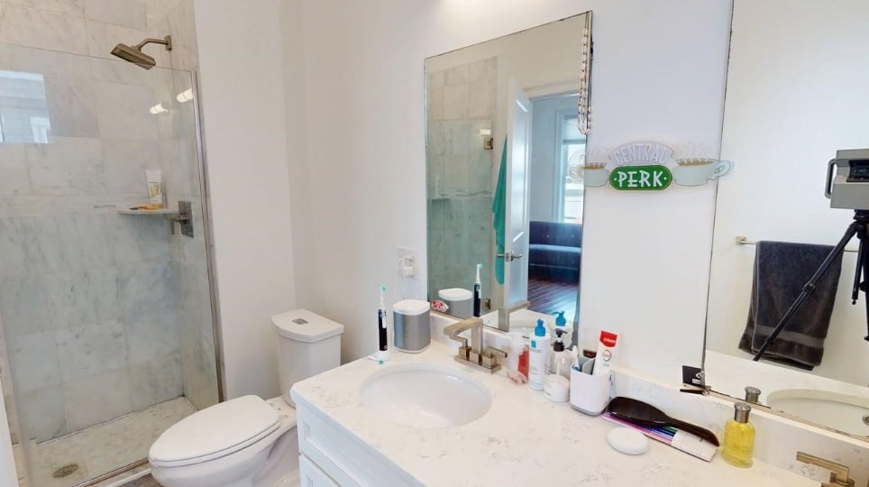 Building Photo - 4 Market St