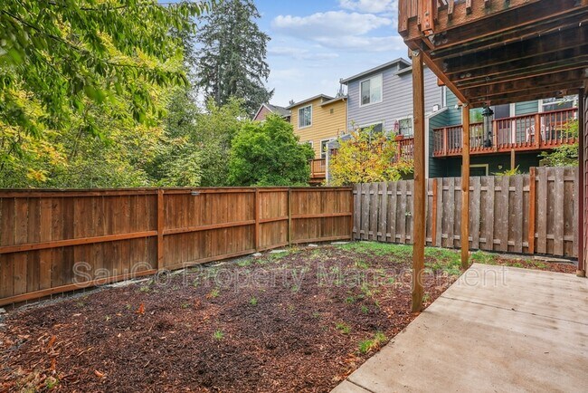 Building Photo - 20680 NW Sedona Ln