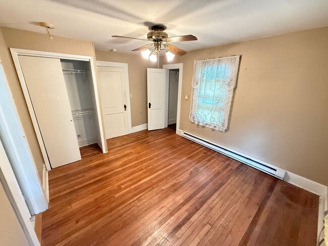 Building Photo - 2 Bed 1 Bath Springfield, MO