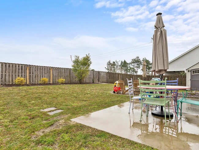 Building Photo - 302 Belvedere Dr