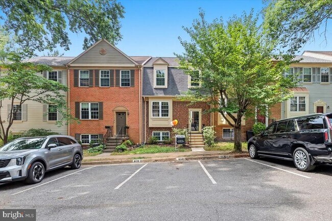 Building Photo - 6168 Forest Creek Ct