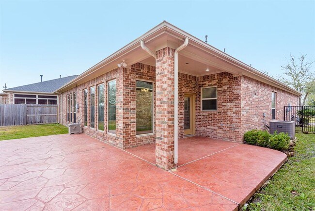 Building Photo - 9227 Mystic Falls Ln